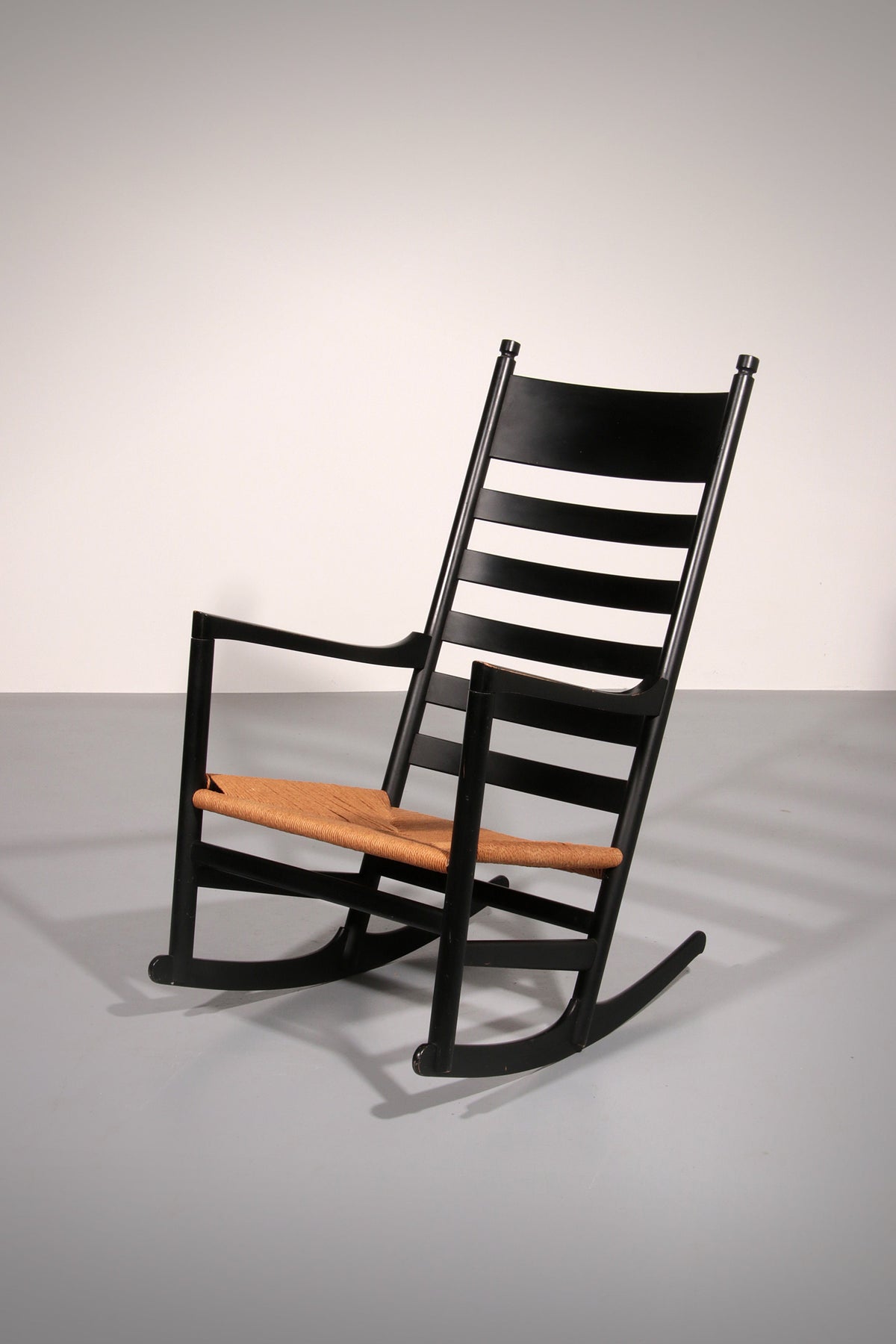 Hans J. Wegner CH45 Vintage-Schaukelstuhl – Zeitloses Design