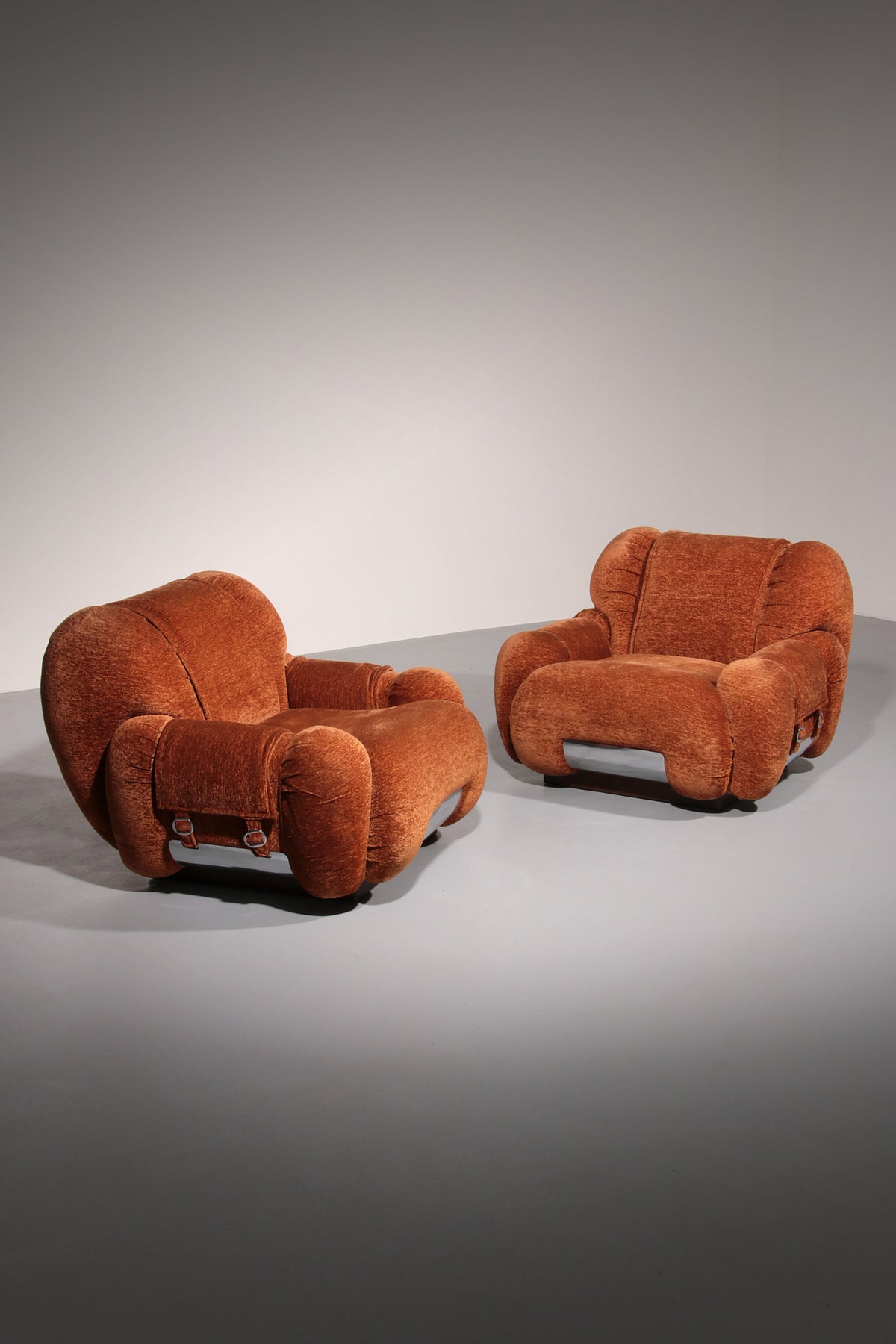 Loungesessel im Stil von Adriano Piazzesi Italien