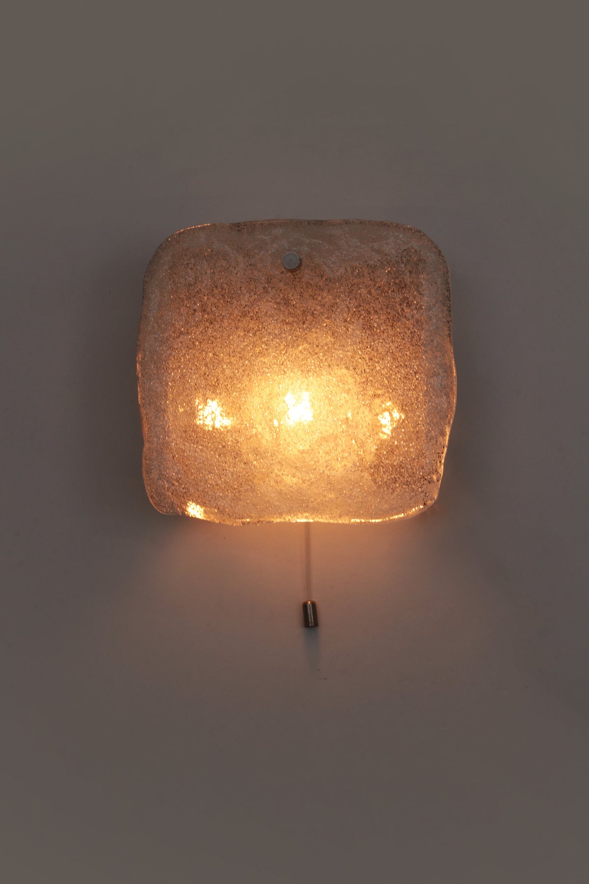 JT Kalmar Franken Wandleuchte Modell Stone, 1970
