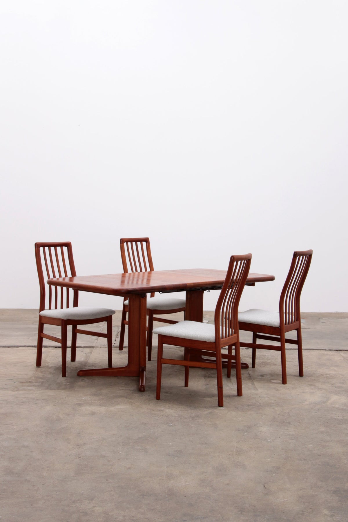 Vintage dänische Teak-Essgruppe: Kai Kristiansen Stühle & Korup Tisch