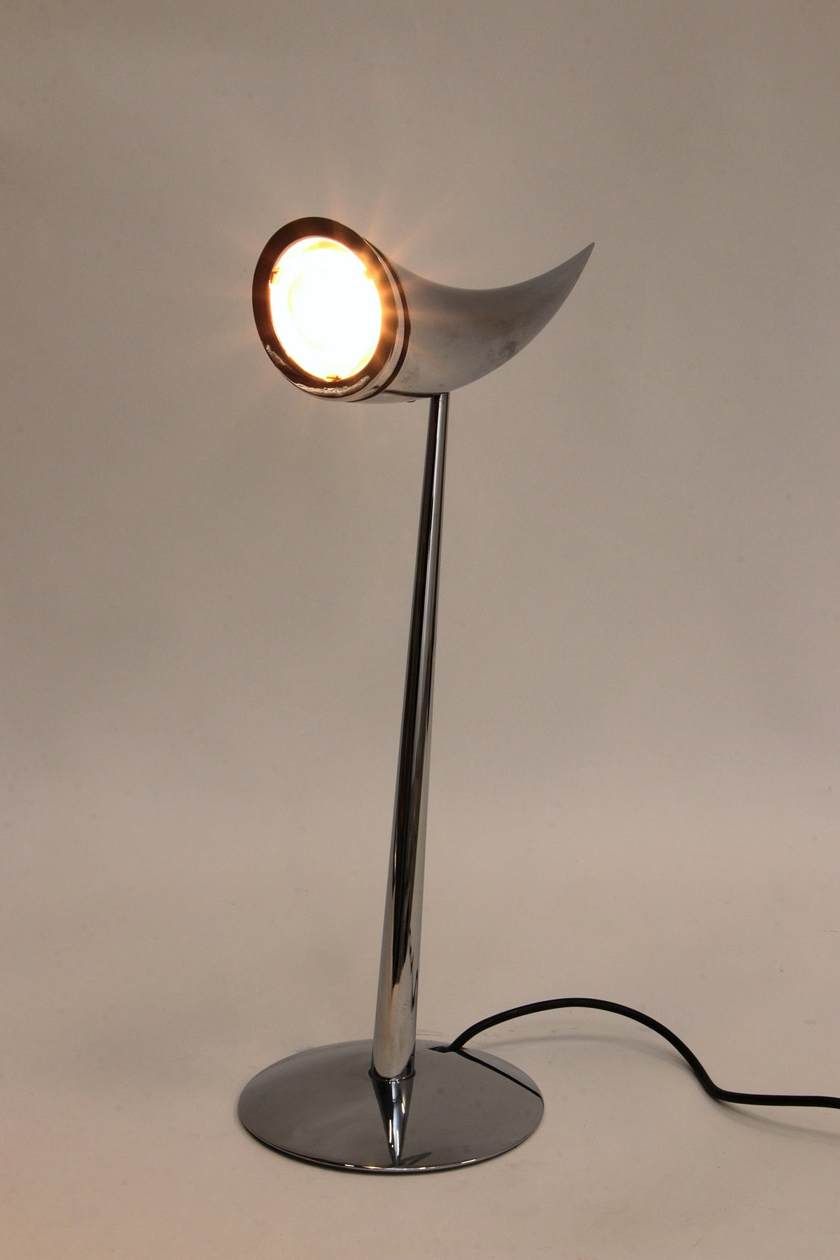 Vintage Design Ara Tischleuchte von Philippe Starck für Flos