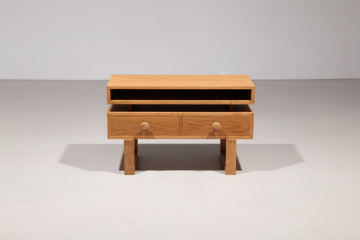 Vintage dänischer Fernsehschrank – Mid-Century-Modern-Design