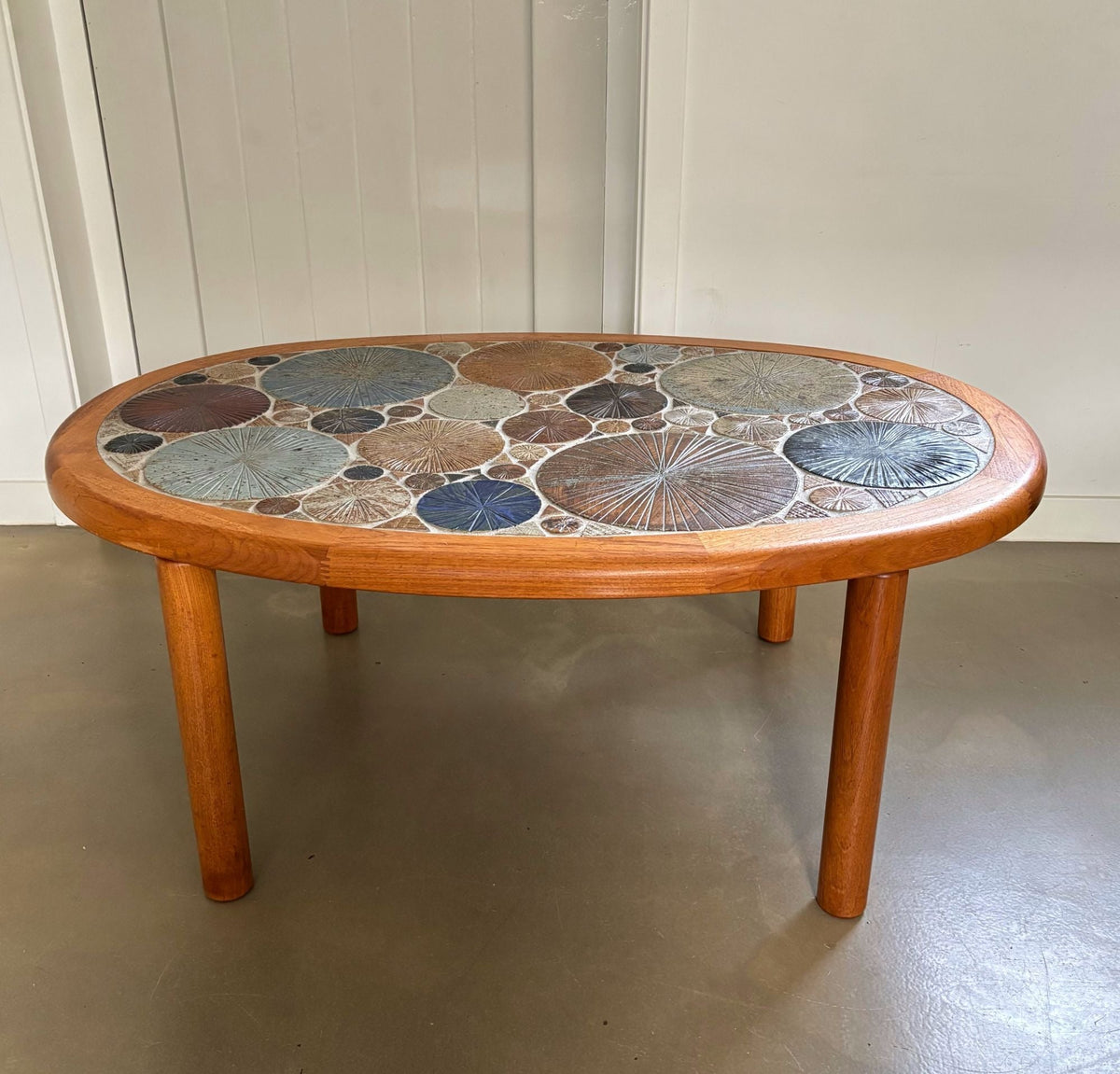 Beistelltisch oder Couchtisch aus Keramik und Holz, Tue Poulsen für Haslev, Dänemark, 1960er Jahre