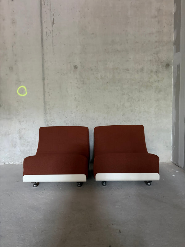 Set of Orbis lounge chairs 70’s