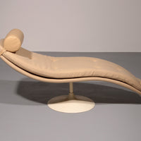 Vintage-Lounge-Sessel aus den 60er Jahren mit modernem Bezug
