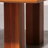 Bellinis exquisiter Nussbaum-Couchtisch – Ein Meisterwerk des italienischen Modernismus 1970