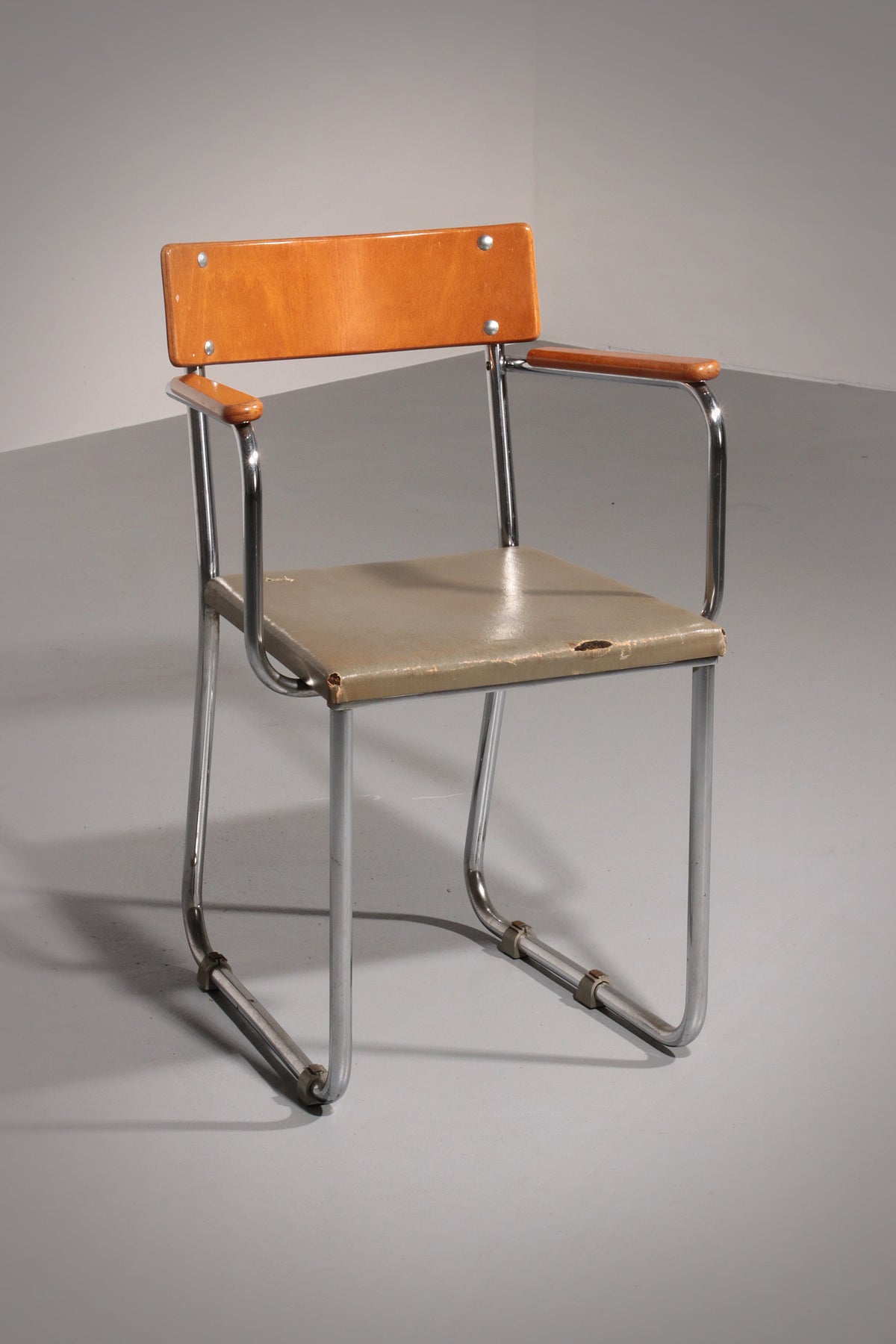 Jan van Ettinger voor D3 buisframe fauteuil 1932