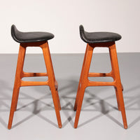 Barhocker aus Holz und schwarzem Leder von Erik Buch, 1960