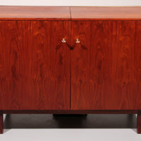 Zeitlose skandinavische Minibar mit Mid-Century-Charme (1960)