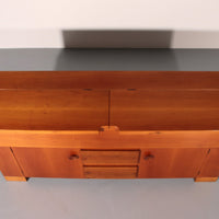 Torbecchia Sideboard aus Walnuss von Giovanni Michelucci für Poltronova, 1964