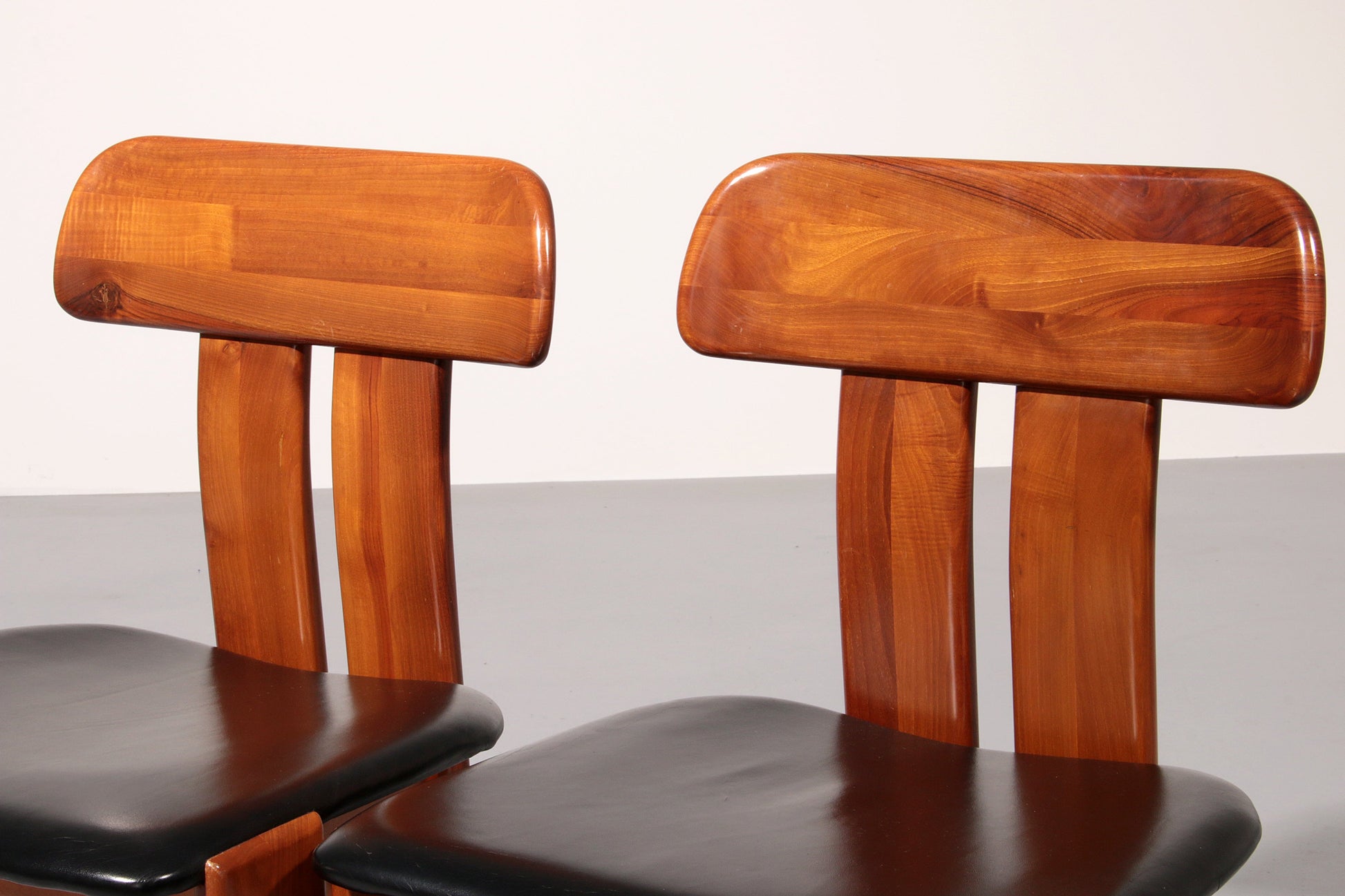 Mario Marenco Walnut Sapporo Dining Chairs for Mobilgirgi, 1970s