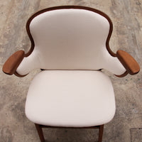 Hans Olsen Lounge Chair Modell 107 - Dänische Eleganz der Mitte des 20. Jahrhunderts