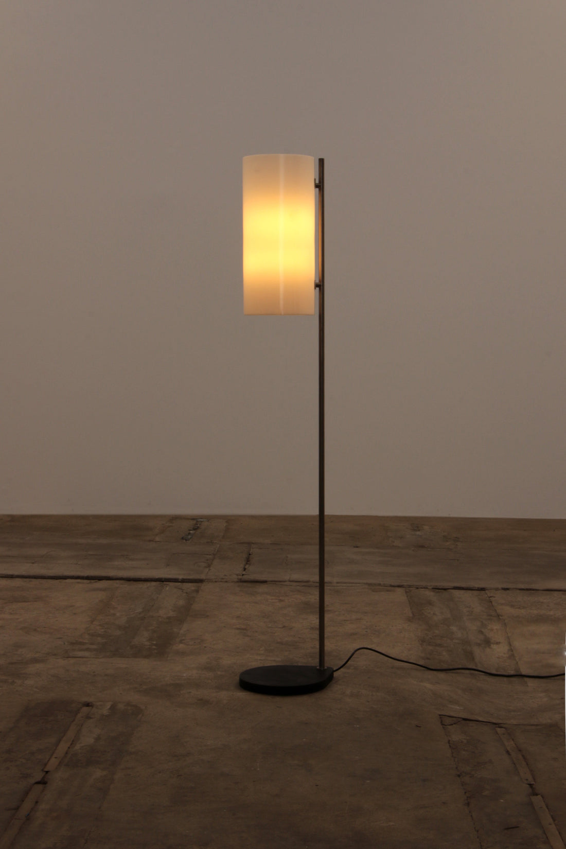 Vintage Vloerlamp Deens design van Louis Poulssen jaren50