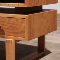 Vintage dänischer Fernsehschrank – Mid-Century-Modern-Design