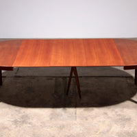 Teak-Esstisch aus den 1960er Jahren von Henning Kjærnulf, Modell 62