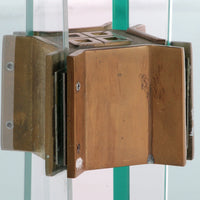 Eleganter Peter Ghyczy T15 Couchtisch aus Glas mit Messingakzenten