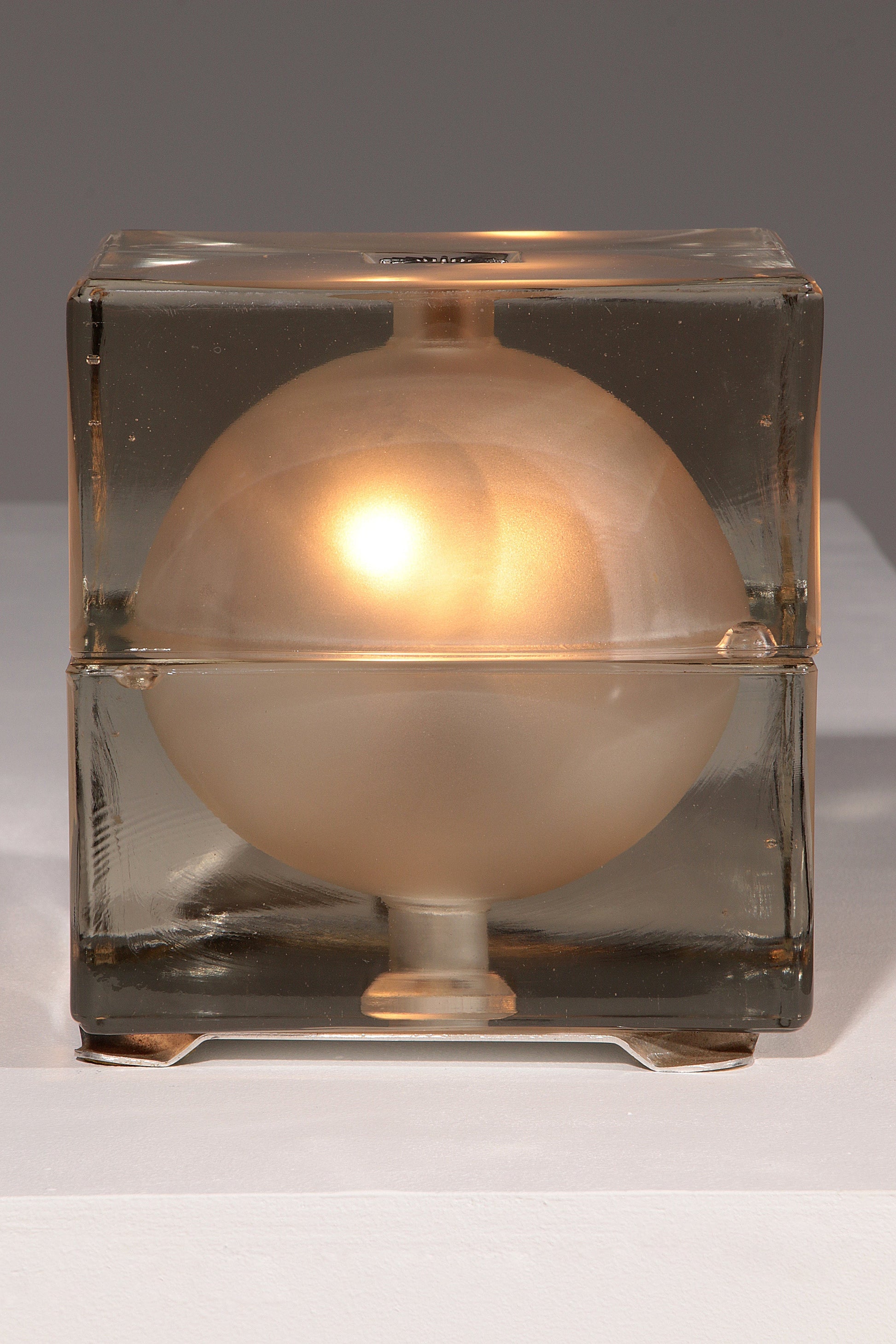 Alessandro Mendini “Cubosfera” Table Lamp Metal Crome Glass 1968 Italy - Collectors - Net.Work