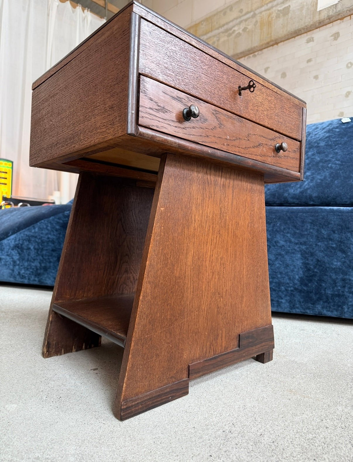 Art-Deco-Nähschrank