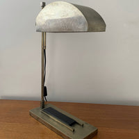 Bauhaus-Schreibtischlampe, Entwurf Marcel Breuer für die Pariser Ausstellung, 1925