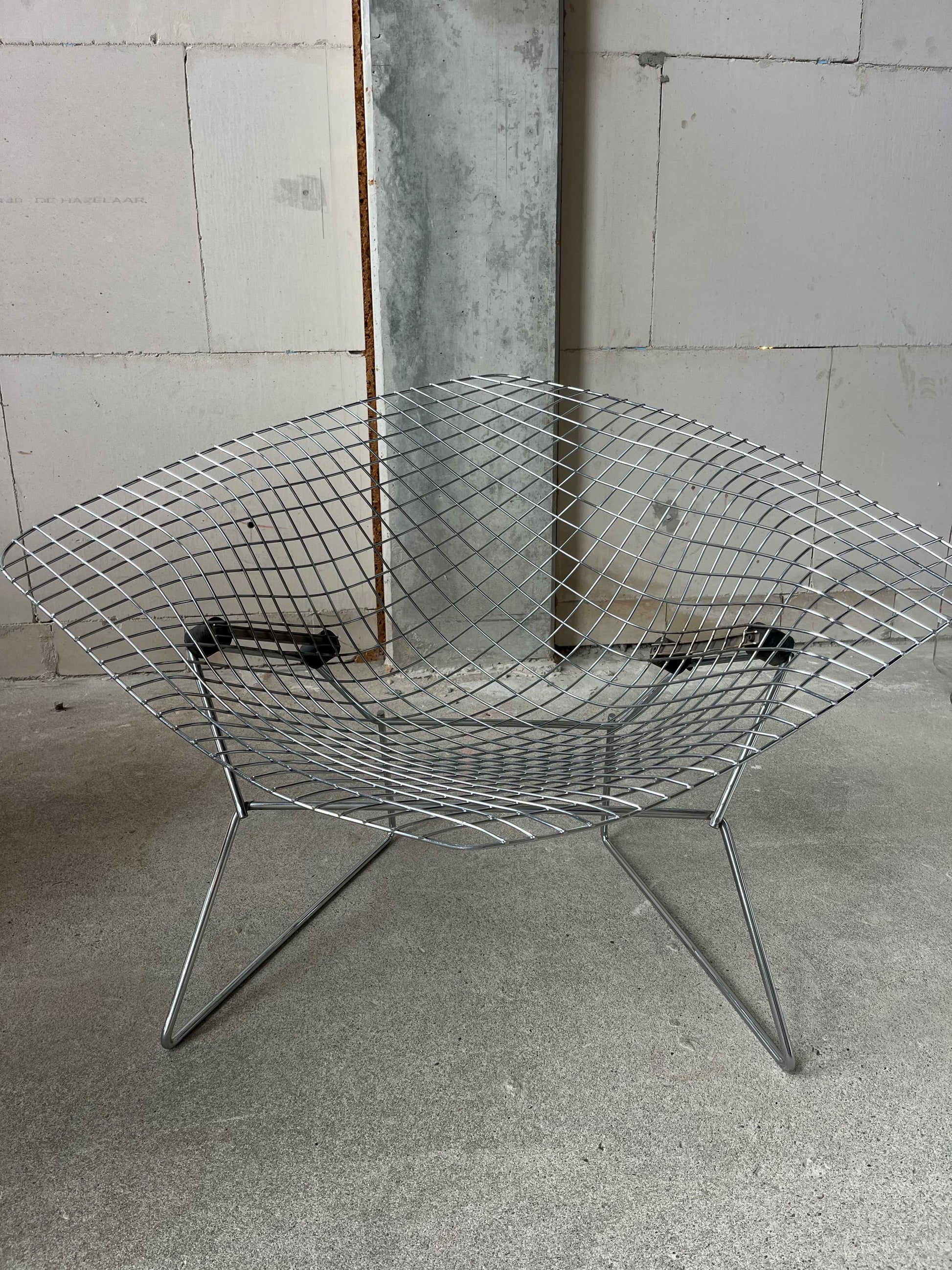 Bertoia diamond chair - COLLECTORS RDAM