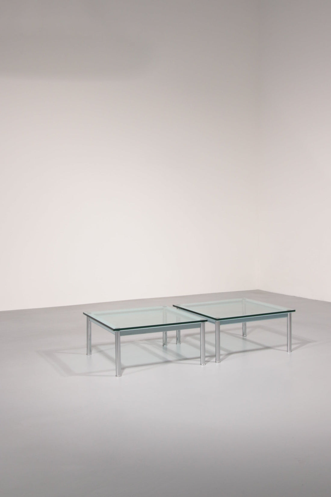 Cassina LC - 10 Coffee Table by Le Corbusier – Rare Light Blue Glass Edition - Collectors - Net.Work