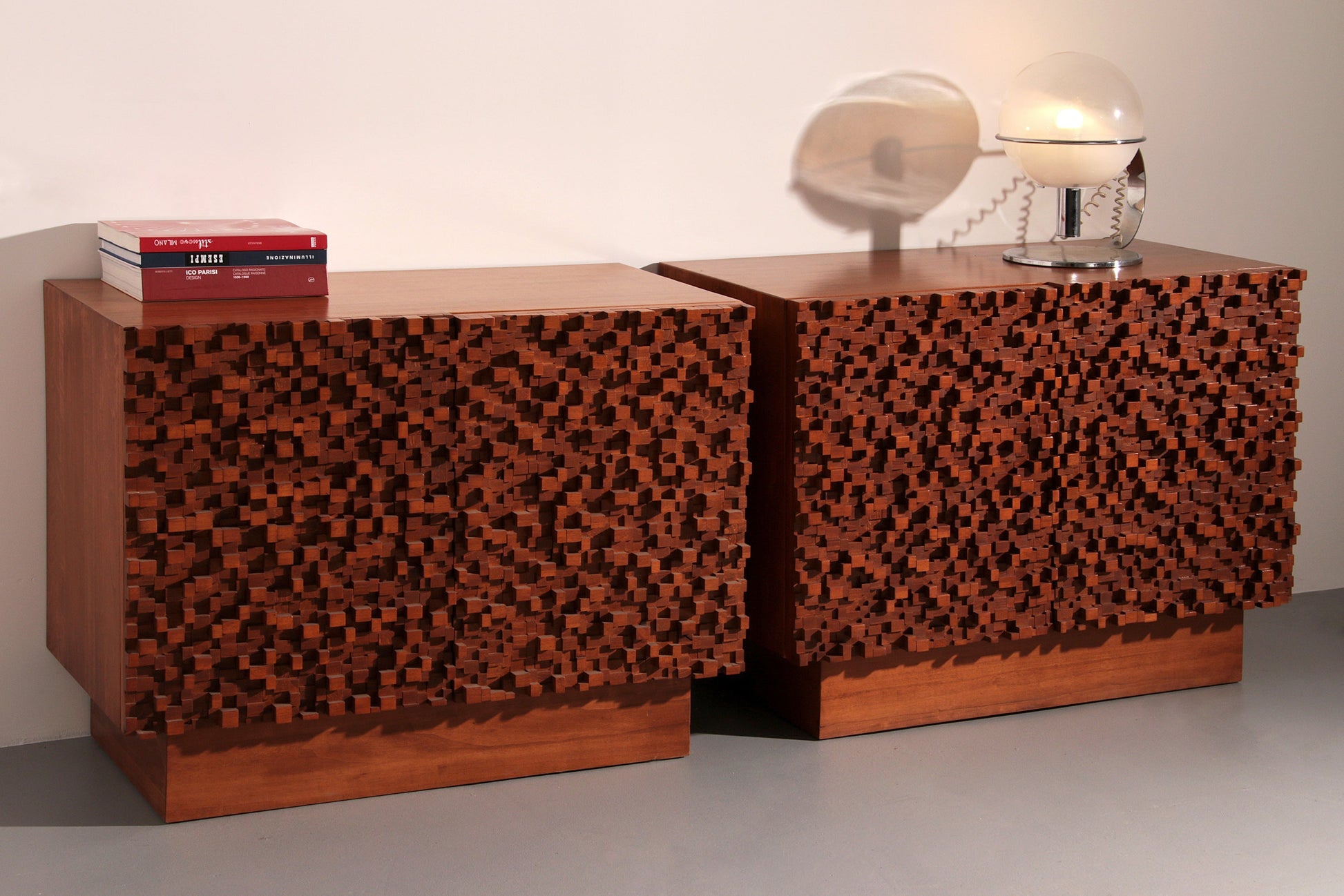 Contemporary Pair of Brutalist Sideboards Made of Solid Wood - Collectors - Net.Work