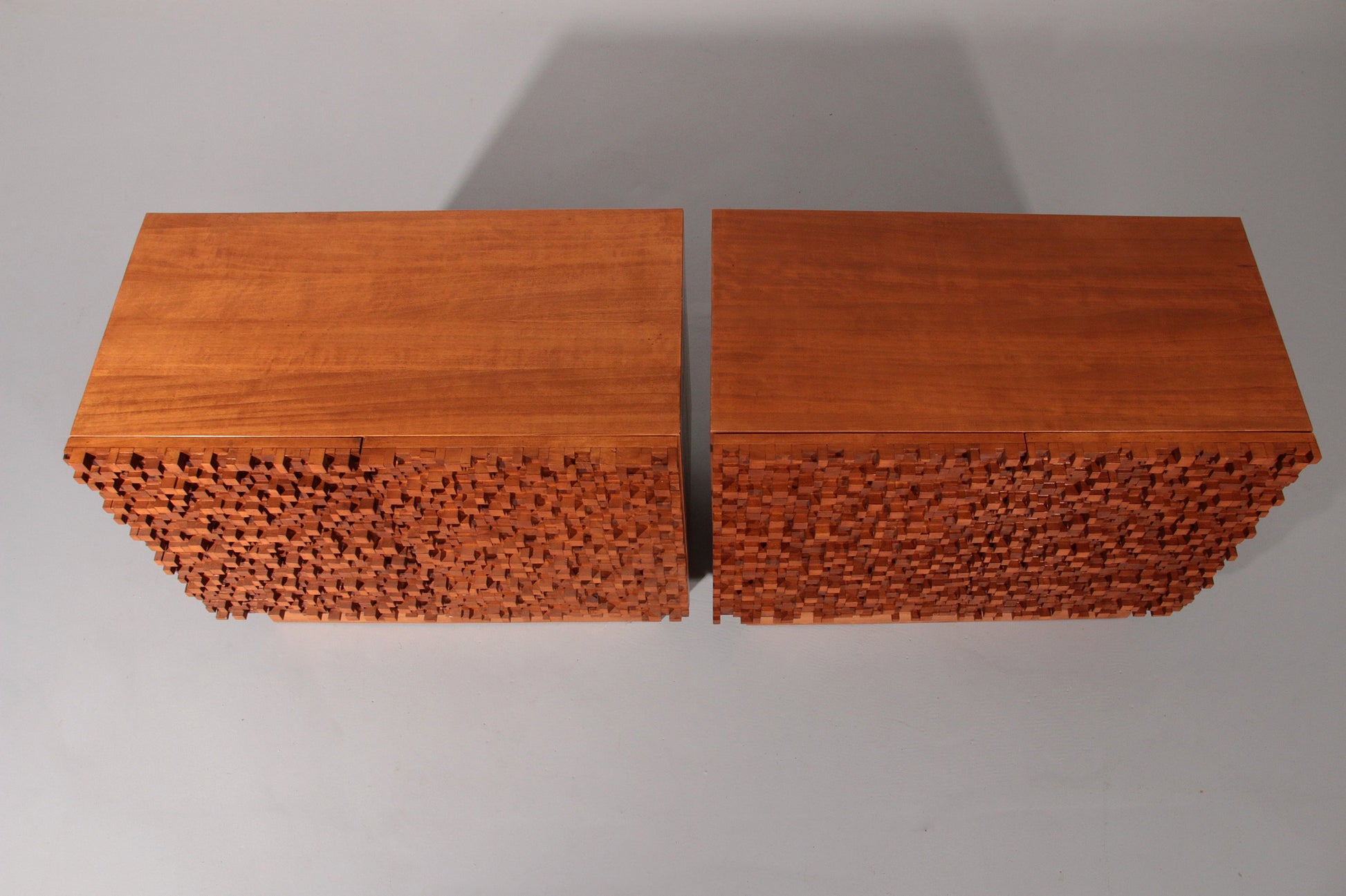 Contemporary Pair of Brutalist Sideboards Made of Solid Wood - Collectors - Net.Work