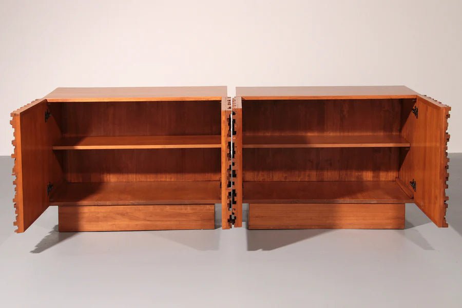 Contemporary Pair of Brutalist Sideboards Made of Solid Wood - Collectors - Net.Work