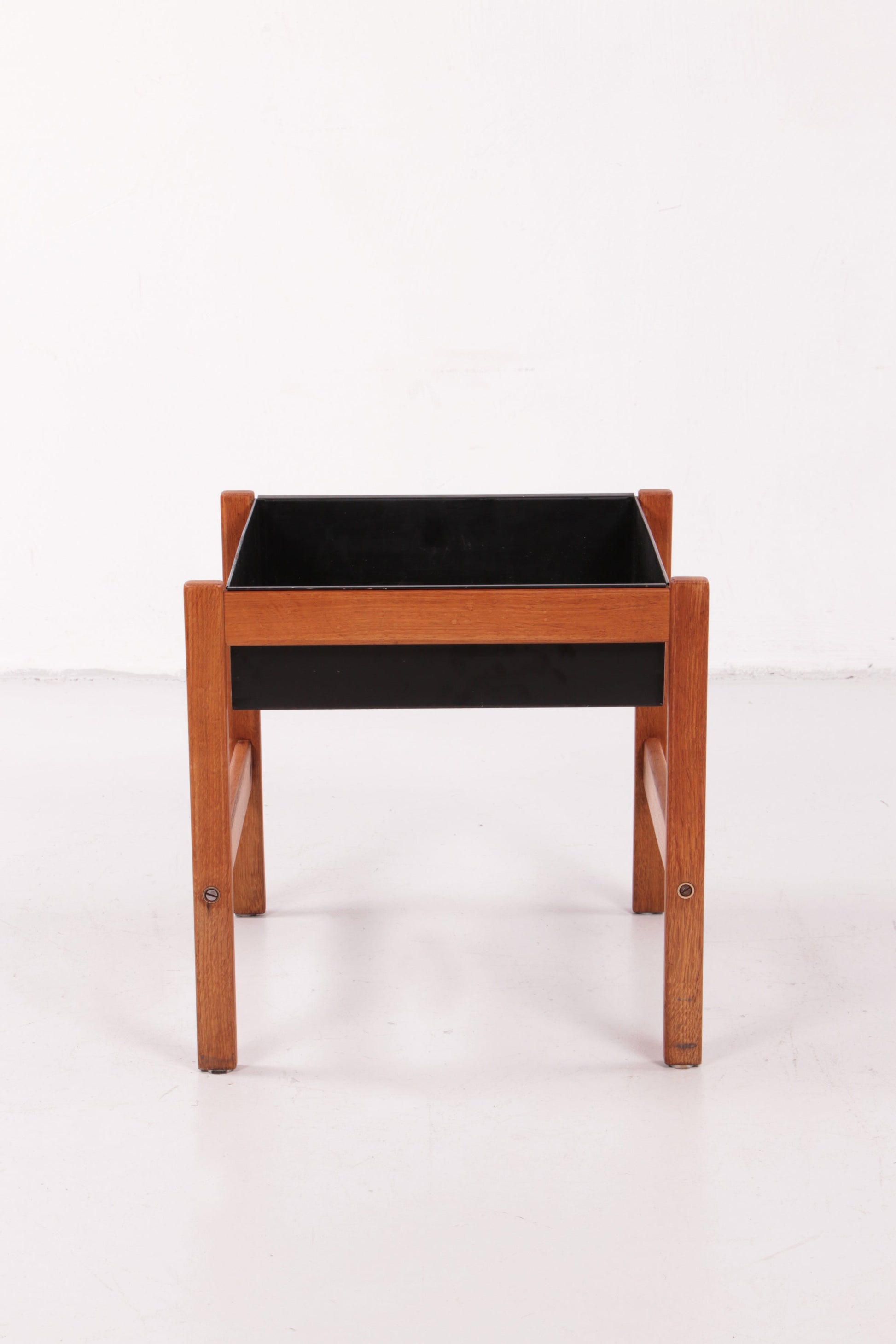 Danish Design Teak Wood Planter, 1960s - Collectors - Net.Work
