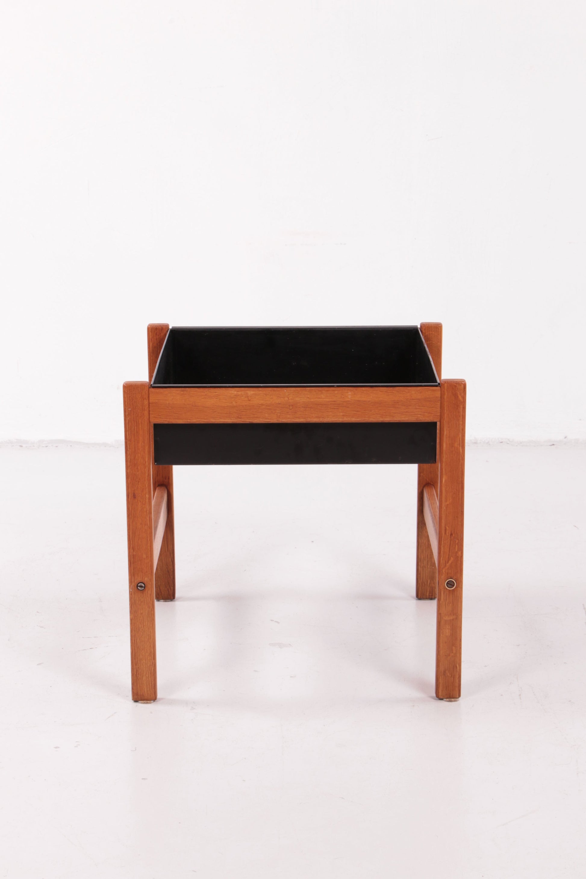 Danish Design Teak Wood Planter, 1960s - Collectors - Net.Work