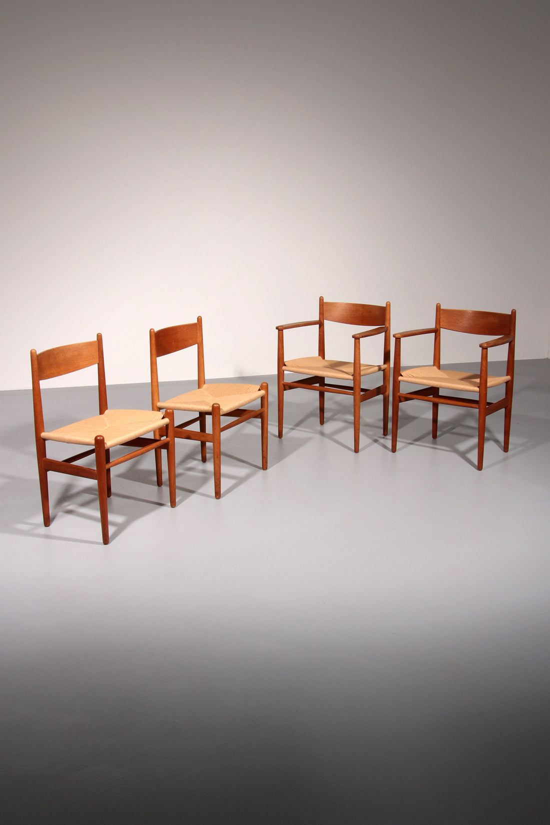 Dining Chairs by Hans Wegner for Carl Hansen & Søn,Denmark 2 CH37 and 2 CH36 - Collectors - Net.Work