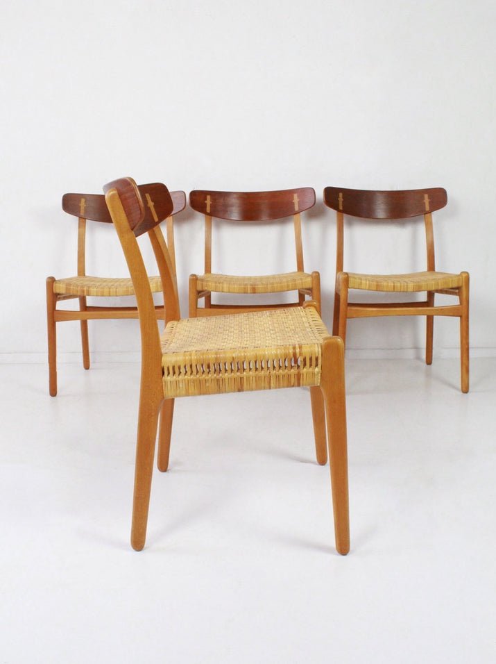 Dining chairs CH23 by Hans J Wegner for Carl Hansen & Son - Collectors - Net.Work