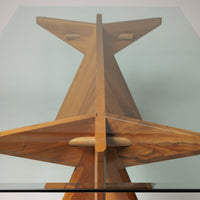 Dinning table in Walnut, Italy 80's