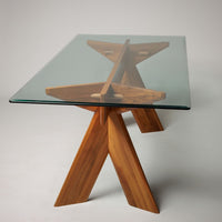 Dinning table in Walnut, Italy 80's