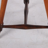 Eleganter, schwerer Eichenhocker aus den 1920er Jahren mit atemberaubender Patina