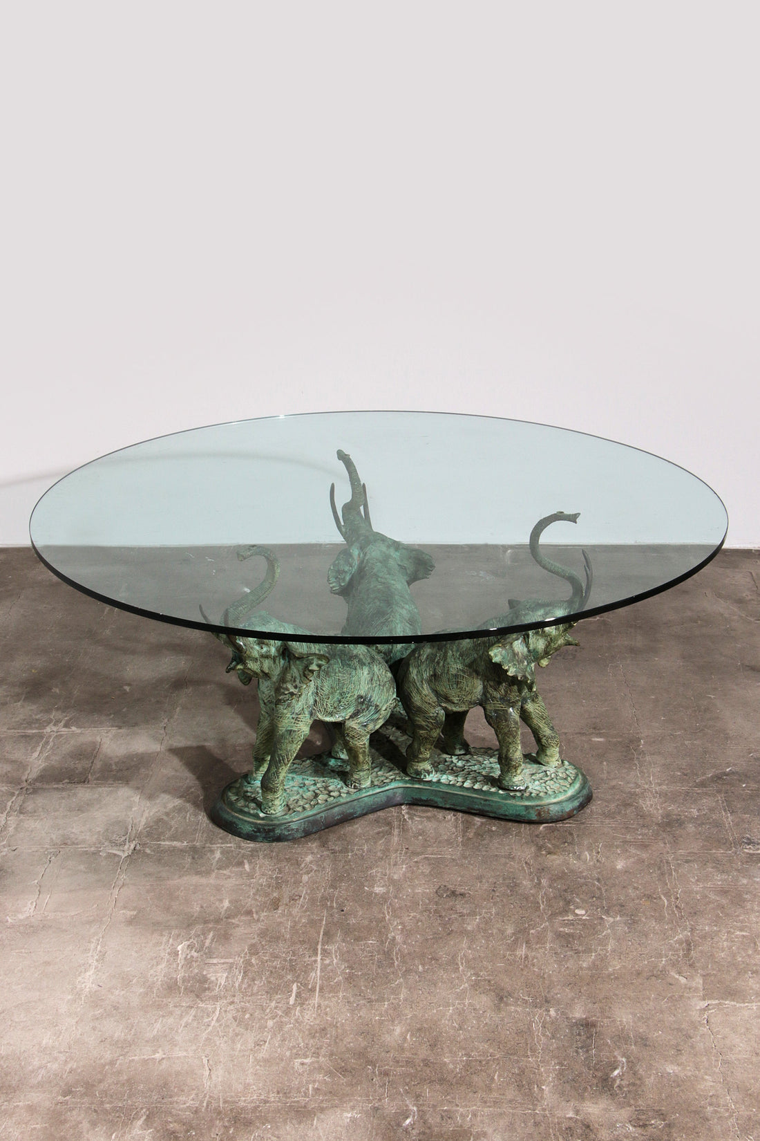 Exquisite 70s Bronze Elephant Table with Glass Top - Collectors - Net.Work