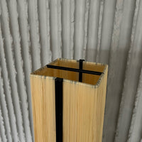 Französische Stehlampe aus Stahl und Bast