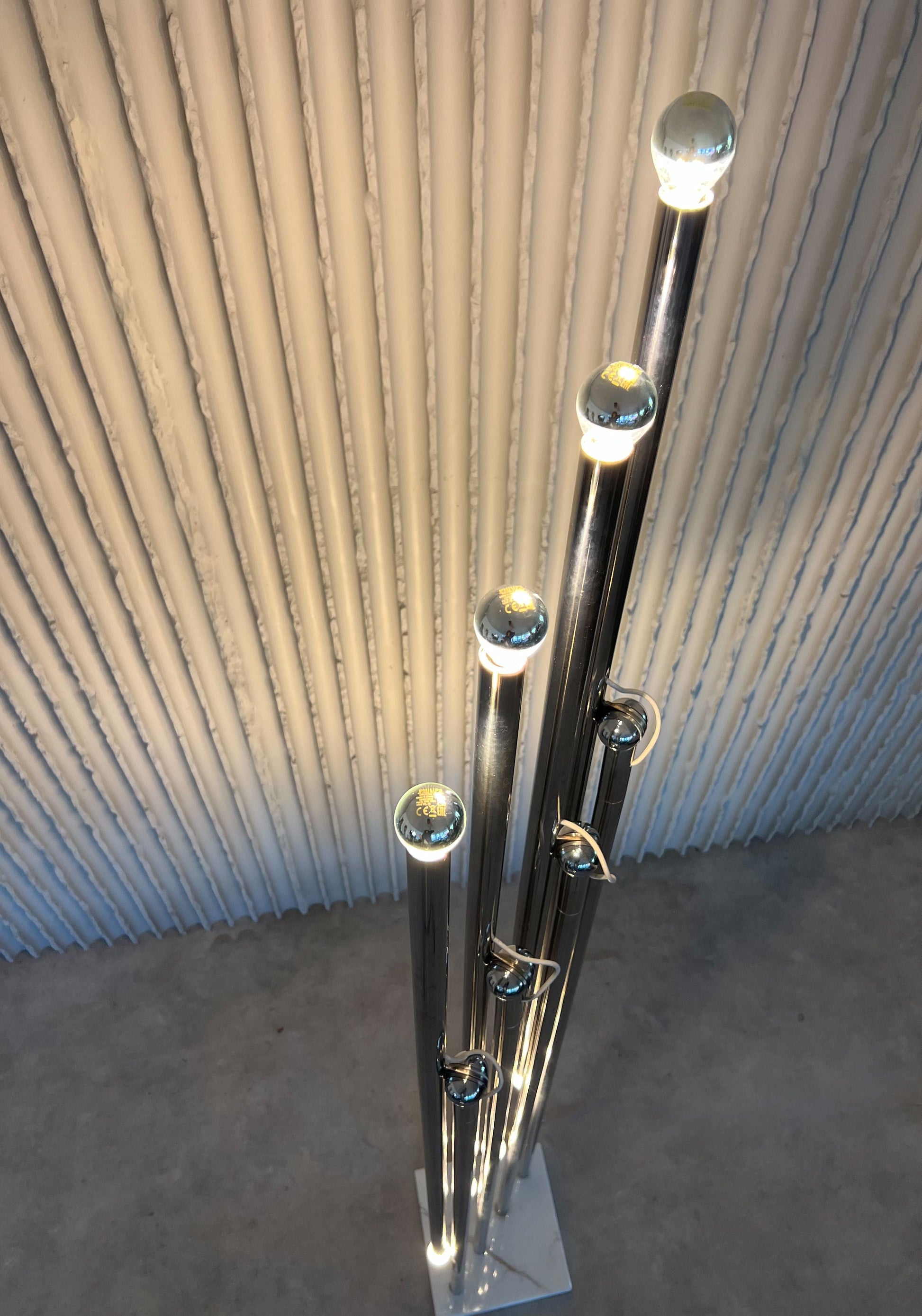 “Giraffa” Adjustable Floor Lamp by Sergio Moscheni for Selenova, Italy — 1970s - Collectors - Net.Work