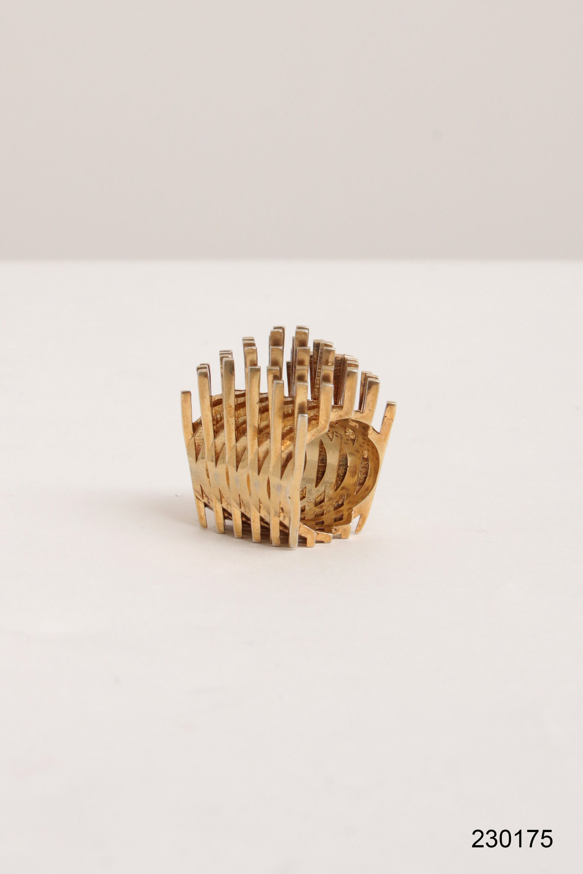 Gold - Plated Silver Design Ring – 1970s - Collectors - Net.Work