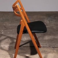 Hans J. Wegner Eetkamerset 8 CH29 Sawbuck Stoelen & AT 310 Tafel