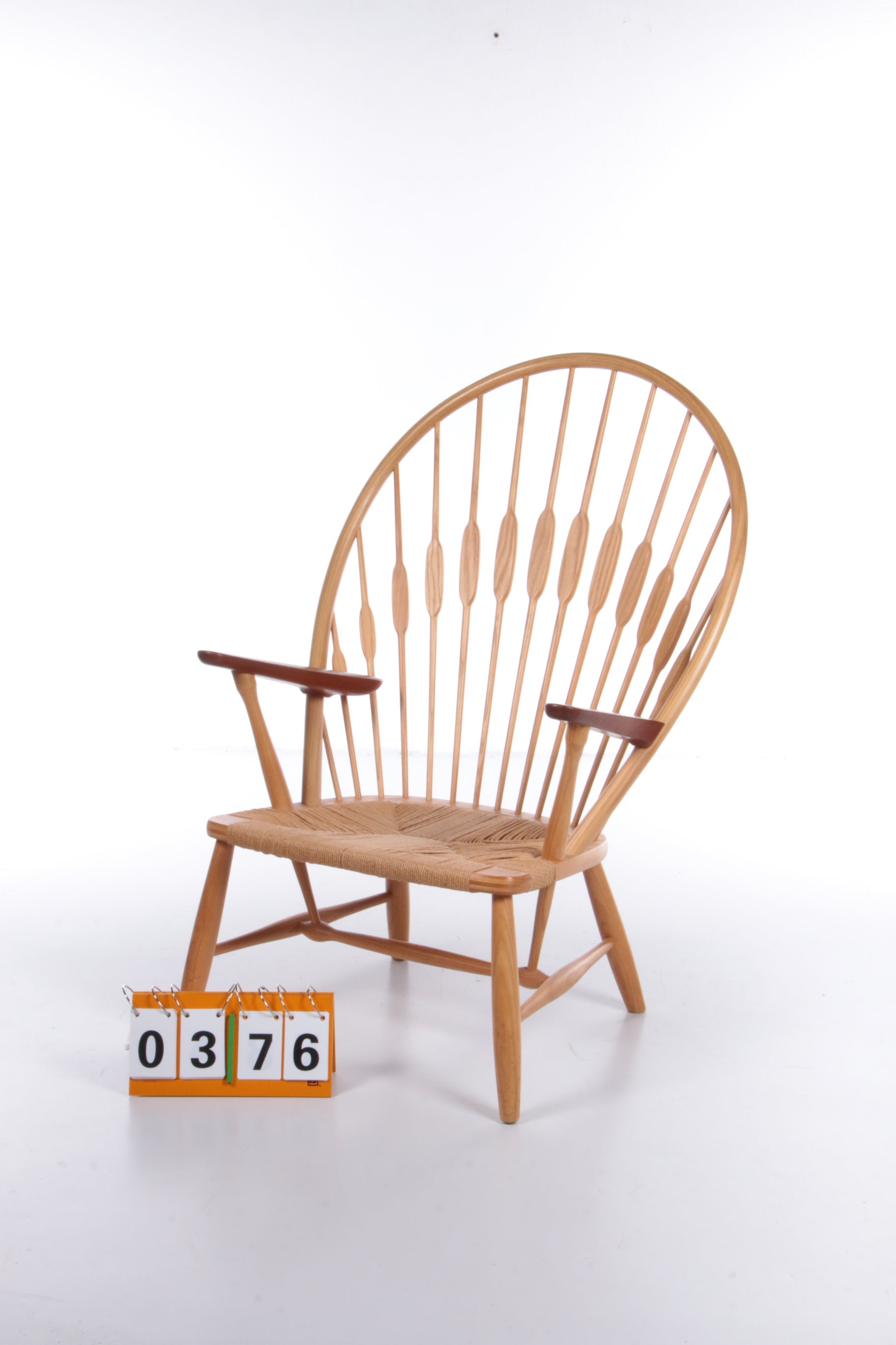 Hans J. Wegner JH - 550 Peacock Chair for Johannes Hansen, 1960 Denmark - Collectors - Net.Work