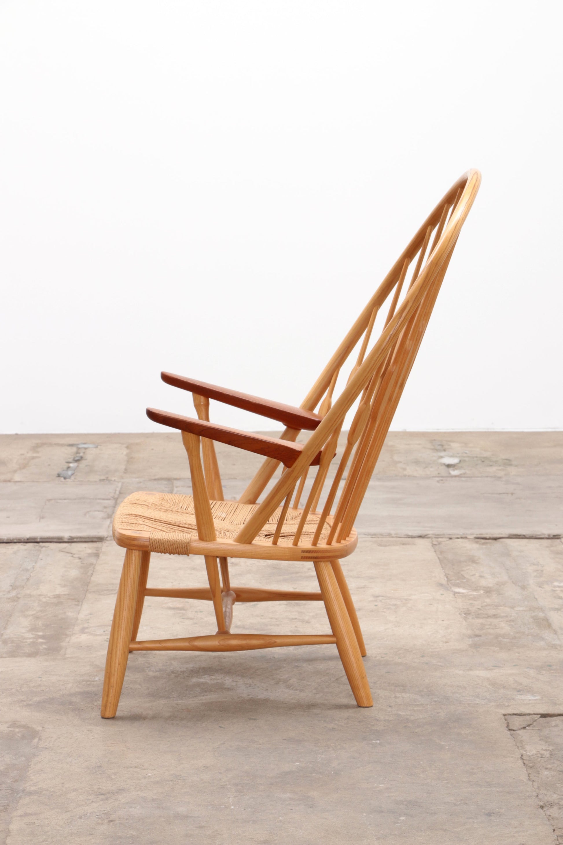 Hans J. Wegner JH - 550 Peacock Chair for Johannes Hansen, 1960 Denmark - Collectors - Net.Work