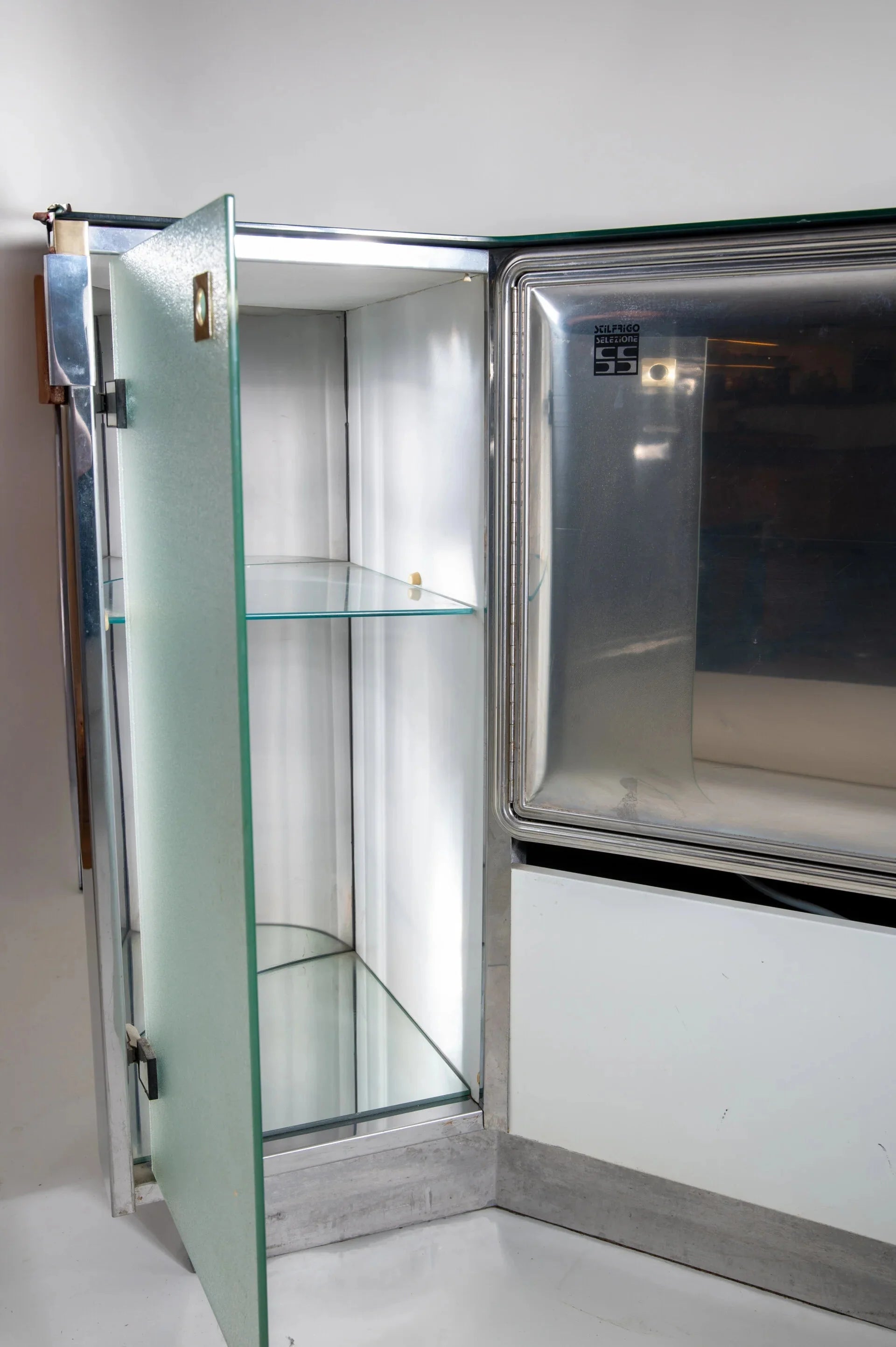 Hollywood regency Bar by Willy Rizzo, 1970s - COLLECTORS RDAM