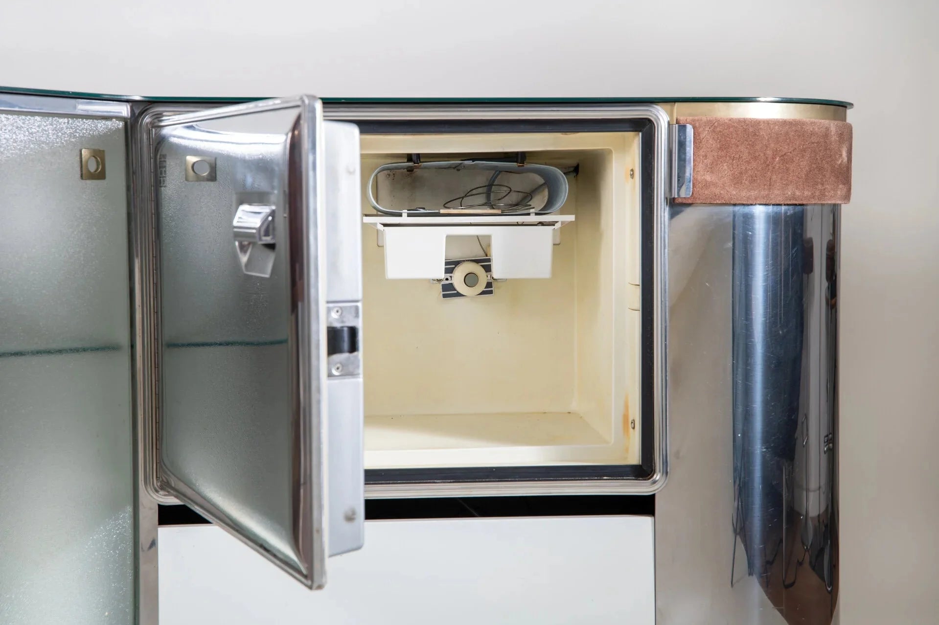 Hollywood regency Bar by Willy Rizzo, 1970s - COLLECTORS RDAM