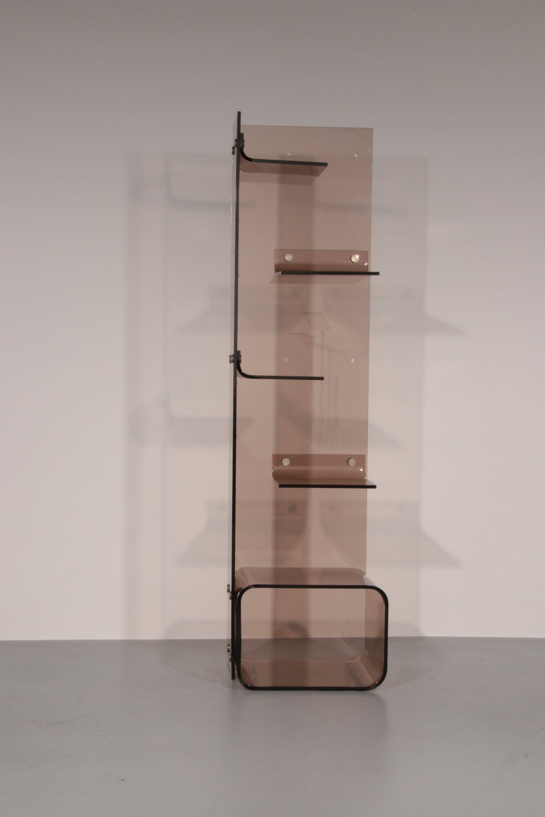 Iconic Michel Dumas Plexiglas Bookcase – 1970s French Space Age Design - Collectors - Net.Work