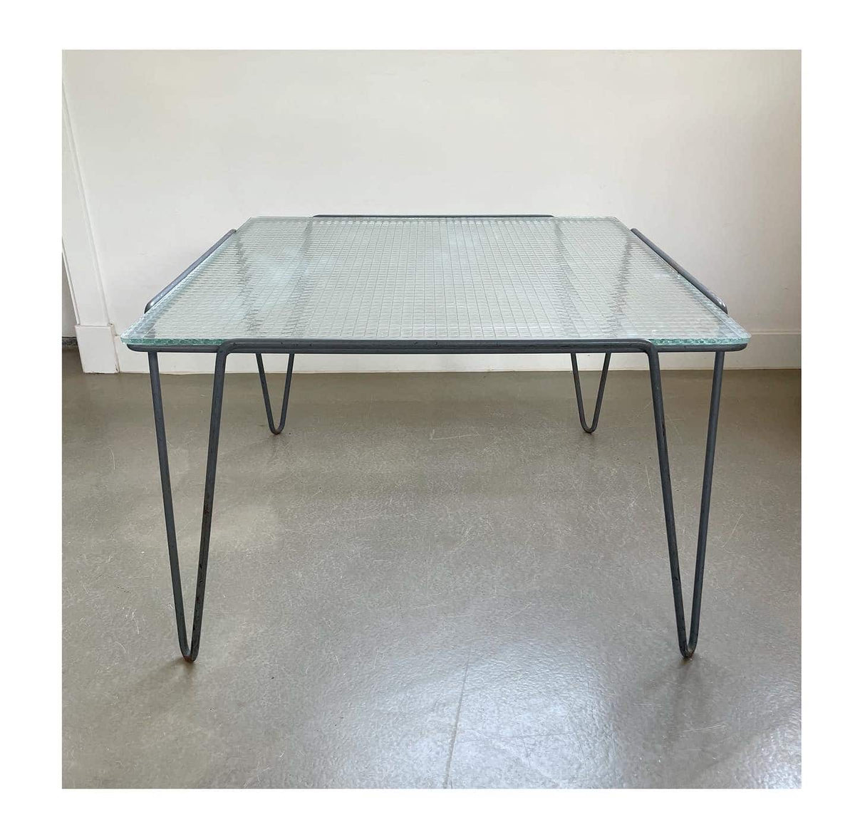 Beistelltisch/Couchtisch im industriellen minimalistischen Design, Arnold Bueno de Mesquita, 1950er Jahre