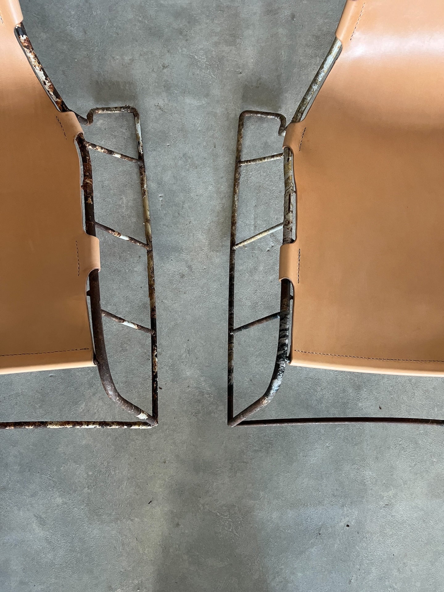 Italian Saddle - Stitched Rocking Chairs - Collectors - Net.Work