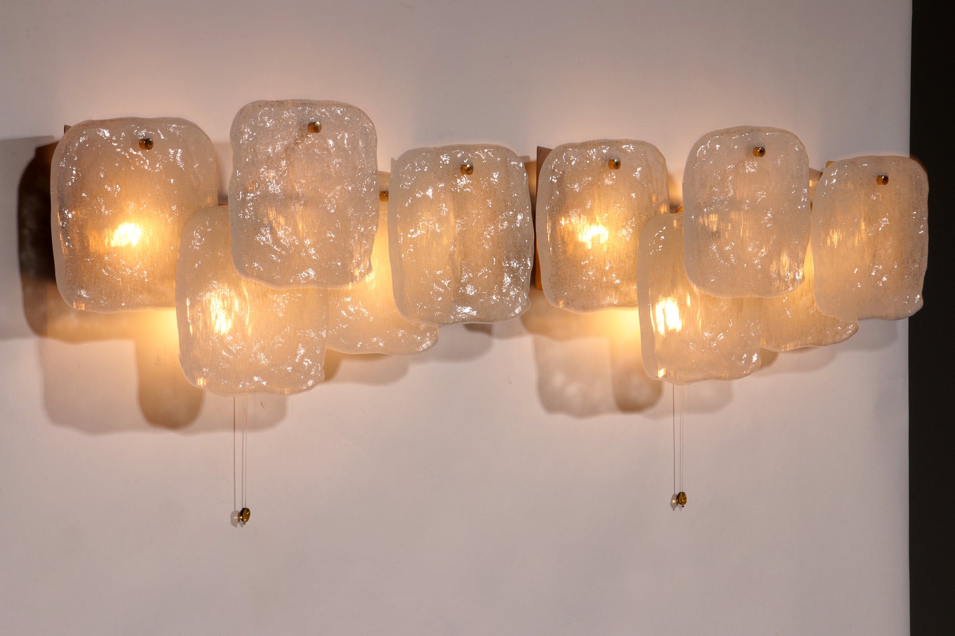 J.T. Kalmar Midcentury Ice Glass Wall Sconces Austria 1960 - Collectors - Net.Work