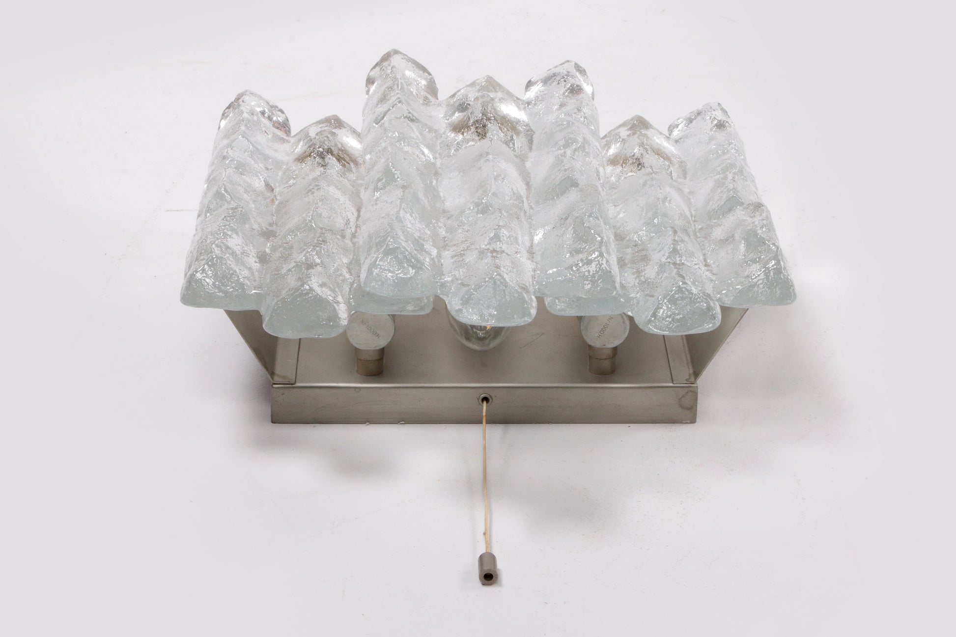 Kalmar Crystal Ice Glass Wall Lamp by J.T. Kalmar (1960, Austria) - Collectors - Net.Work