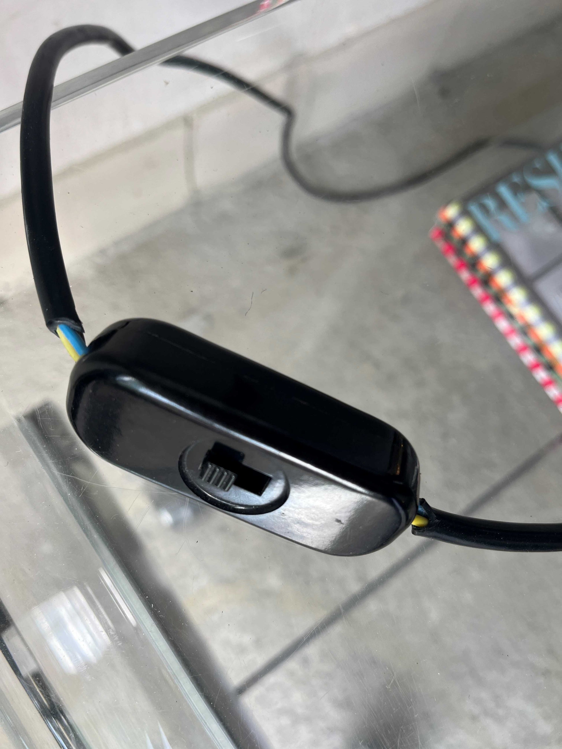 Knoll table lamp - Collectors - Net.Work